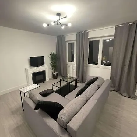 Superbe Avec Emplacement Ideal