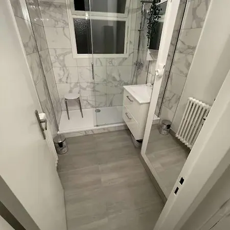 Superbe Avec Emplacement Ideal *
